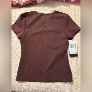 Nike Form Women's Short Sleeve Top in Brown
